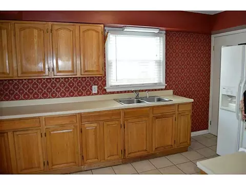 724 E Cecil, Springfield, OH 45503 photo 8