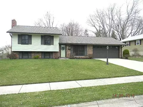 3113 Haverhill St, Springfield, OH 45503 photo 2