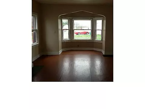 1010 Olive St, Springfield, OH 45503 photo 3