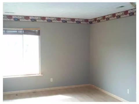 4990 Willowdale, Springfield, OH 45502 photo 8