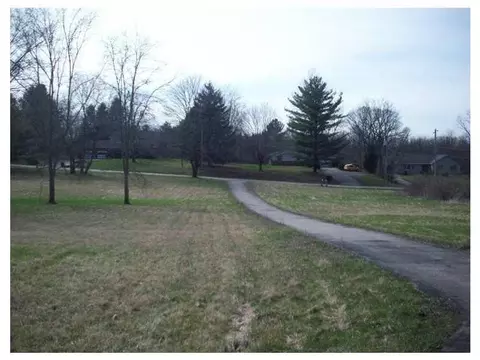 4990 Willowdale, Springfield, OH 45502 photo 13