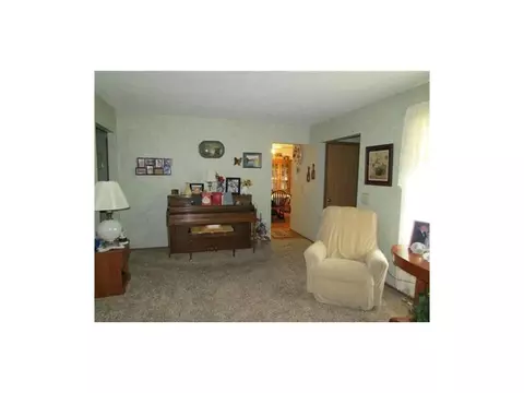 531 Archer Ln #..., Springfield, OH 45503 photo 3