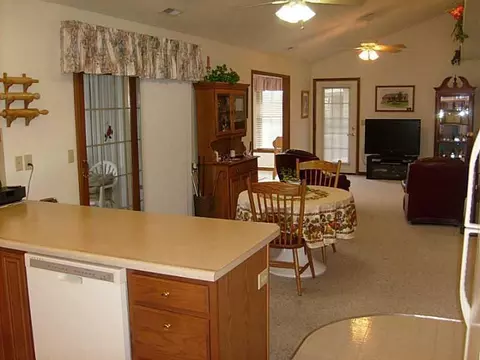 1838 Willow Lks, Springfield, OH 45502 photo 5