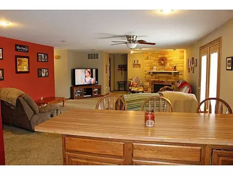 4251 Tacoma St, Springfield, OH 45503 photo 6