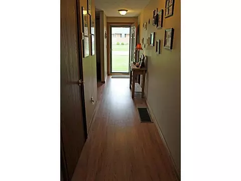 4251 Tacoma St, Springfield, OH 45503 photo 4