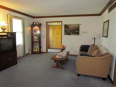 2144 E Possum, Springfield, OH 45502 photo 13
