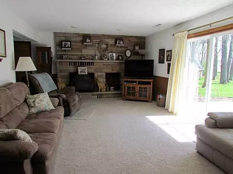 2144 E Possum, Springfield, OH 45502 photo 7