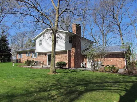 2144 E Possum, Springfield, OH 45502 photo 12