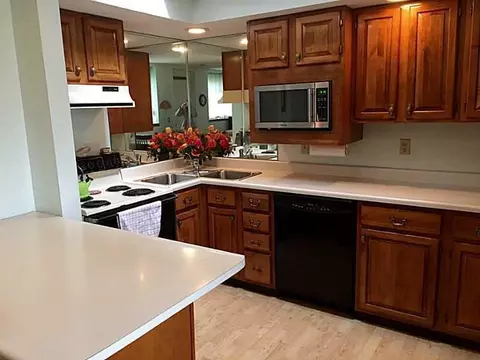 4141 Troy Rd, Springfield, OH 45502 photo 6