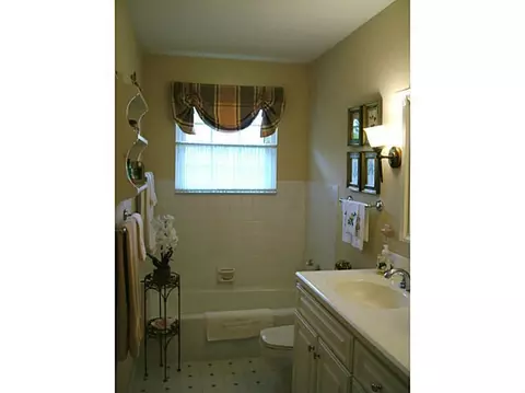 2800 Locust Dr, Springfield, OH 45504 photo 11
