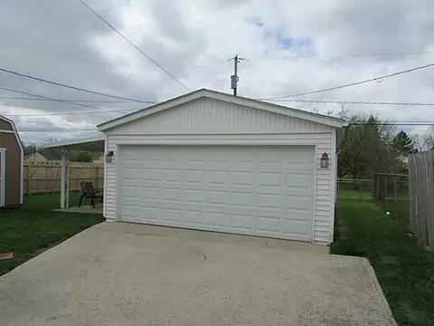 663 Reading Dr, Springfield, OH 45505 photo 11