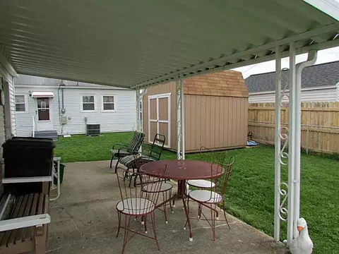 663 Reading Dr, Springfield, OH 45505 photo 13