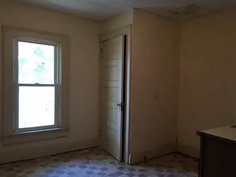 201 E Madison, Springfield, OH 45503 photo 5