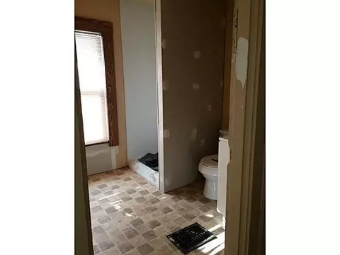 201 E Madison, Springfield, OH 45503 photo 8
