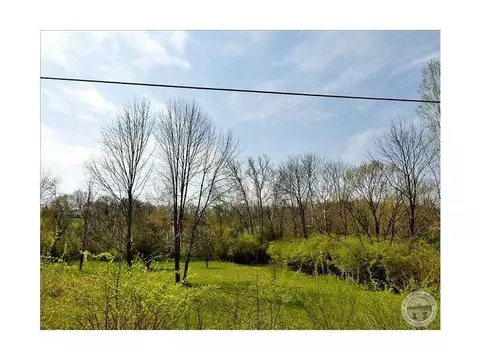 545 Moorefield Rd, Springfield, OH 45502 photo 1