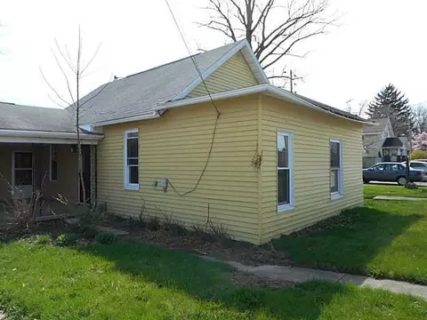 3901 Lawrenceville Dr, Springfield, OH 45504 photo 2