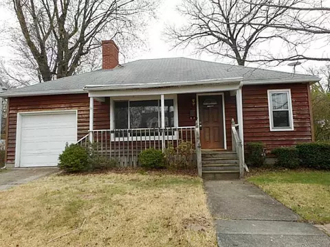 312 Roseland, Springfield, OH 45503 photo 1