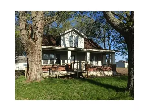 81 N Tecumseh Rd, Springfield, OH 45504 photo 2