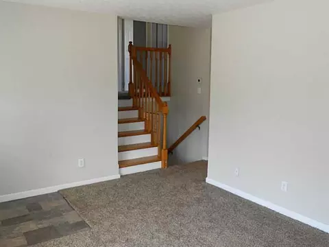 2032 Halifax, Springfield, OH 45503 photo 5