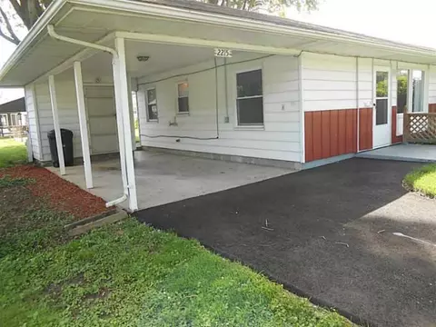 2215 Wrenwood, Springfield, OH 45505 photo 3