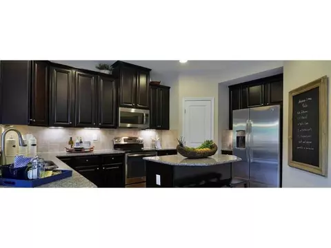522 Reading Rd, Dayton, OH 45404 photo 2