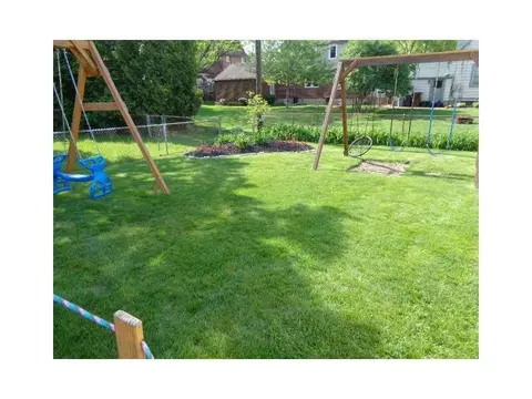 325 N Broadmoor, Springfield, OH 45504 photo 9