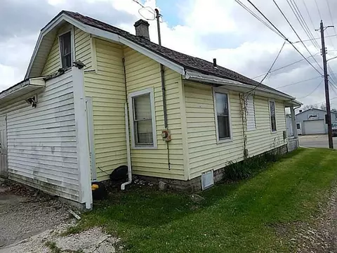 1918 Van Buren Ave, Springfield, OH 45505 photo 9