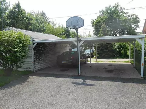 532 E Livingston, Celina, OH 45822 photo 3