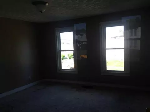 1033 Cypress St, Springfield, OH 45503 photo 7