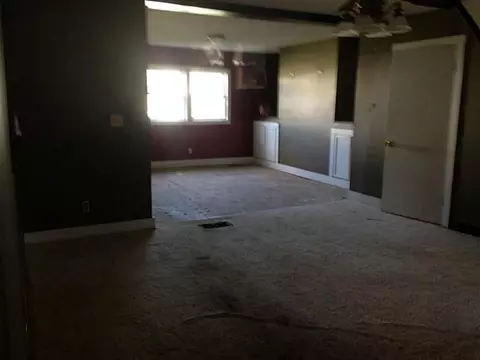 1033 Cypress St, Springfield, OH 45503 photo 4