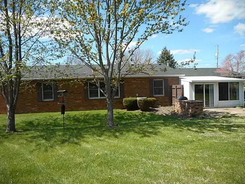 3606 Old Mill Rd, Springfield, OH 45502 photo 2