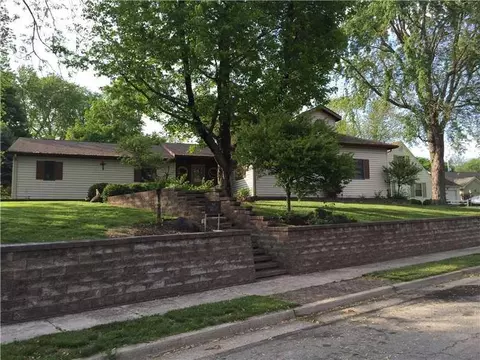 806 Johnston, Sidney, OH 45365 photo 3