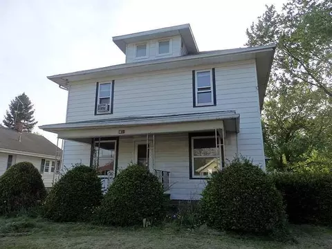 861 N Burnett, Springfield, OH 45503 photo 1