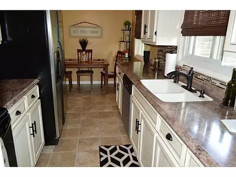 4602 Laredo St, Springfield, OH 45503 photo 6