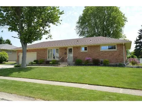 4602 Laredo St, Springfield, OH 45503 photo 1