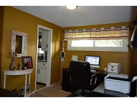 4602 Laredo St, Springfield, OH 45503 photo 4
