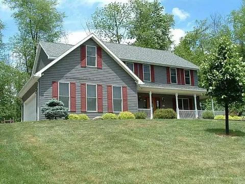 321 Eagle Ct, Springfield, OH 45505 photo 1