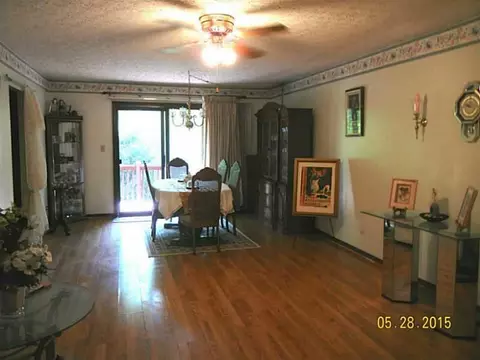 135 Omega Ave, Springfield, OH 45504 photo 4