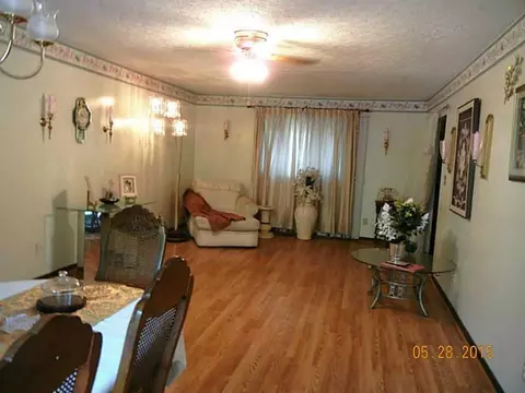 135 Omega Ave, Springfield, OH 45504 photo 5