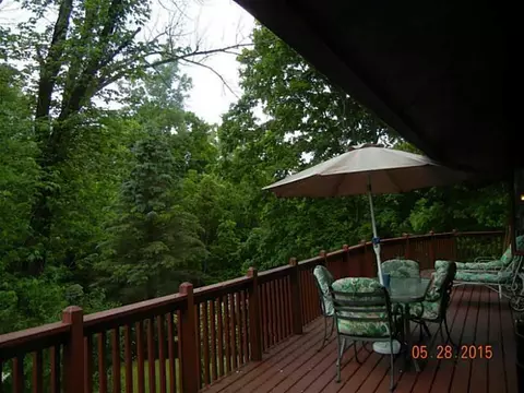 135 Omega Ave, Springfield, OH 45504 photo 12