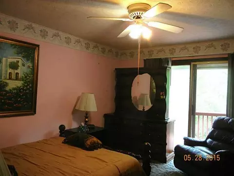 135 Omega Ave, Springfield, OH 45504 photo 8