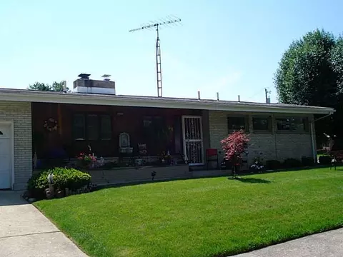 1911 Wickford Dr, Springfield, OH 45503 photo 1