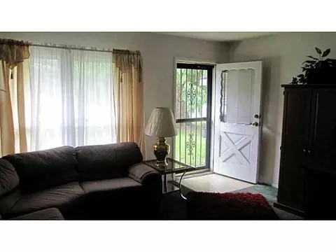 2065 Portage Path, Springfield, OH 45506 photo 2
