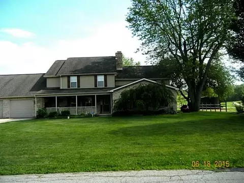 3749 Crescent Hl, Springfield, OH 45502 photo 1
