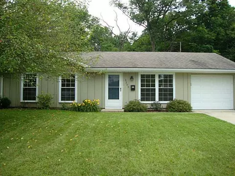 3205 Woonsocket St, Springfield, OH 45503 photo 1