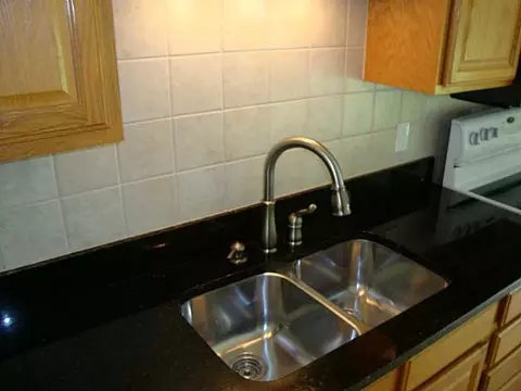 3205 Woonsocket St, Springfield, OH 45503 photo 5