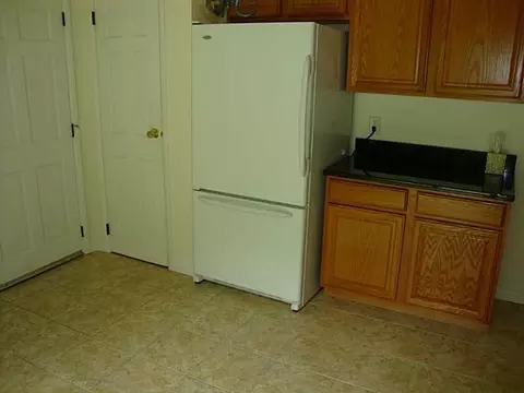 3205 Woonsocket St, Springfield, OH 45503 photo 6