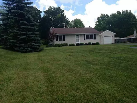 1812 Miracle Mile, Springfield, OH 45503 photo 3