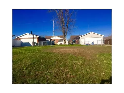 3945 Tacoma St, Springfield, OH 45503 photo 1