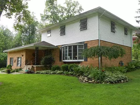 2891 Ironwood, Springfield, OH 45504 photo 1